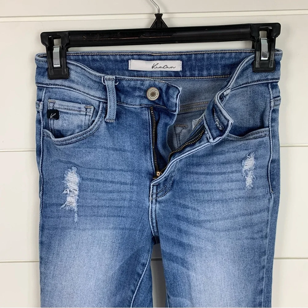 KanCan Women’s Distressed Hem High Rise Light Wash Jeans Size 0 or 23 - Picture 5 of 13